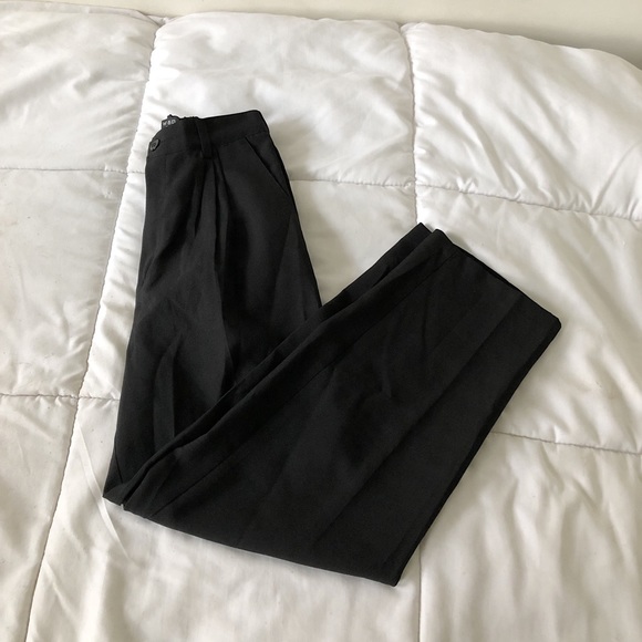 Black pants - Picture 2 of 4